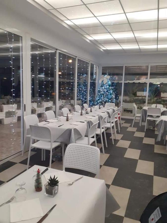 Hotel Ristorante Stellato Trebisacce Exterior foto